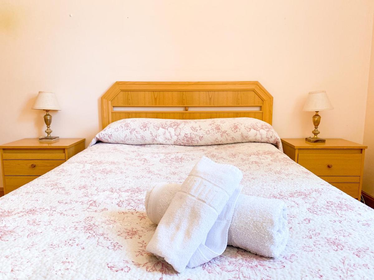 Vivienda Turistica Los Leones Berlanga de Duero Zewnętrze zdjęcie